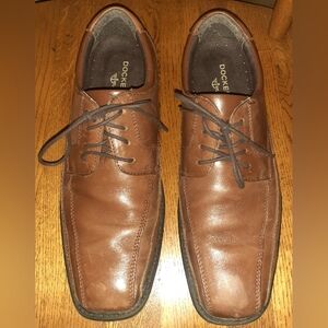 Men's Dockers Leather Dress Shoes Size 9.5M